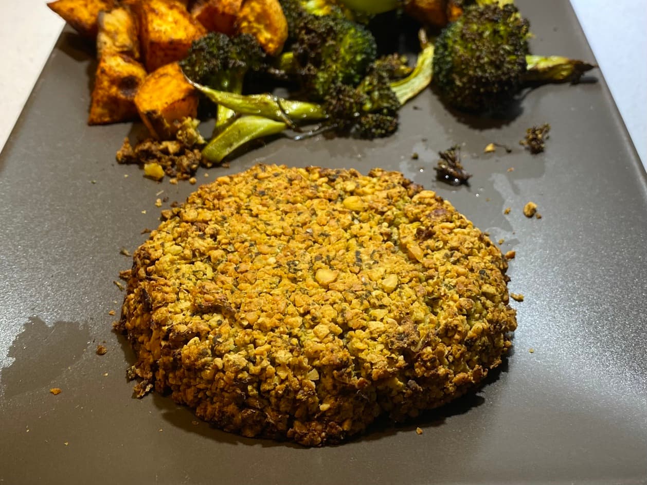 Chimichurri chickpea burgers