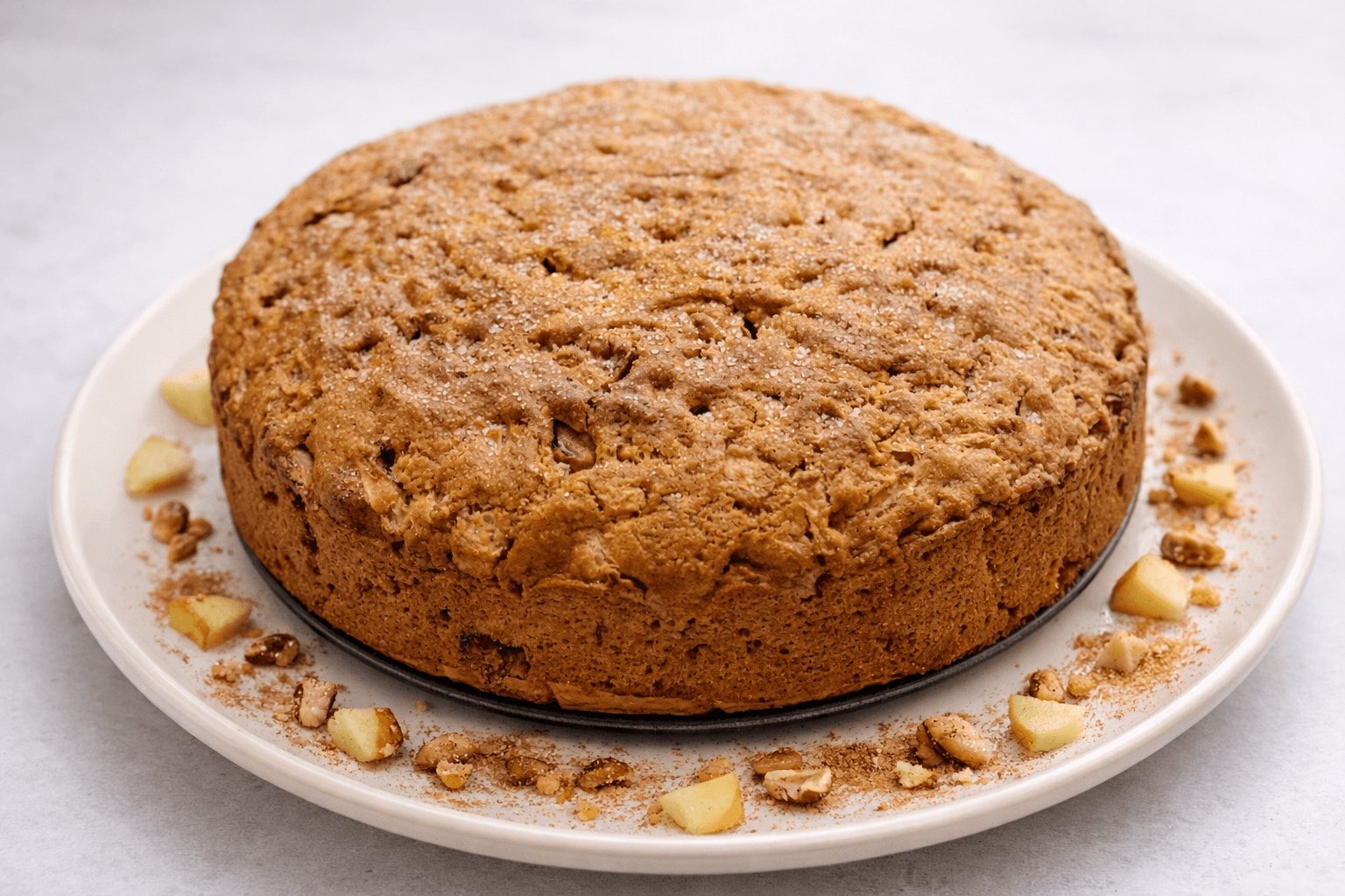 Apple and cinnamon cake