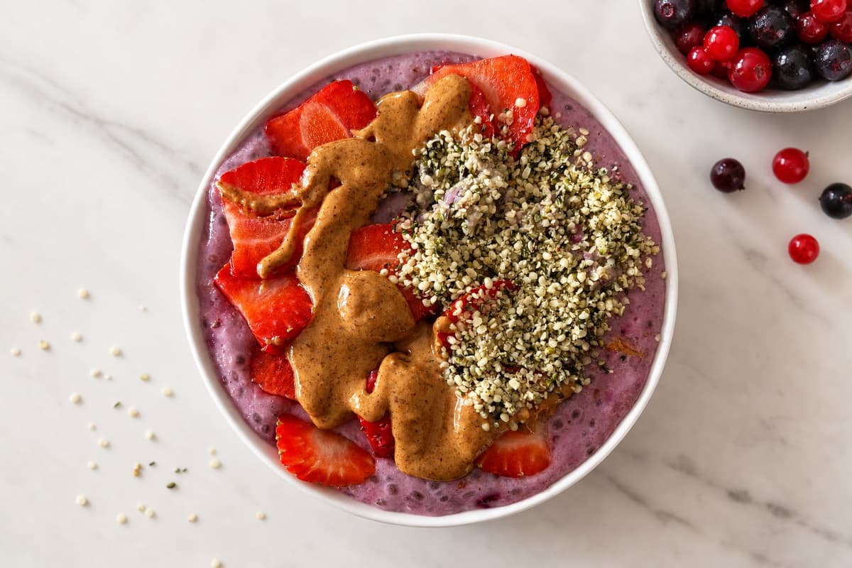 Berry boost porridge