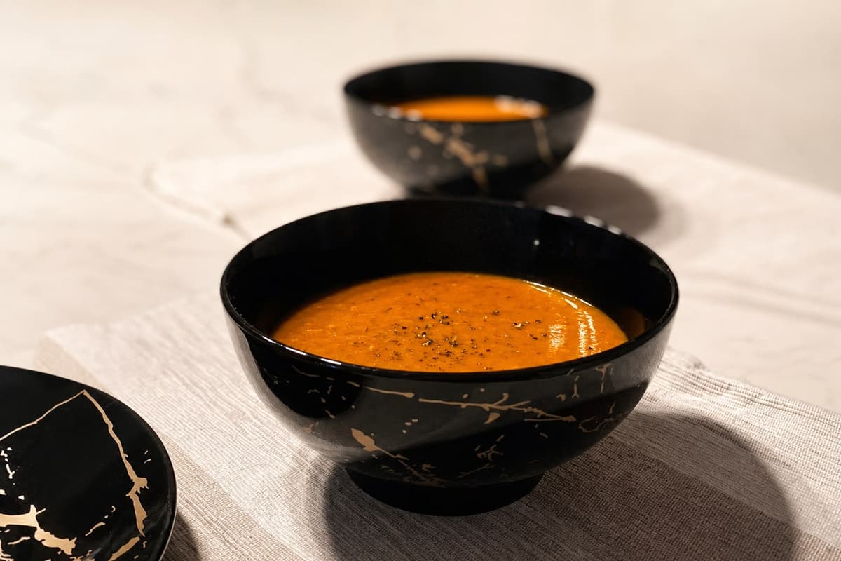Cherry tomato and basil soup