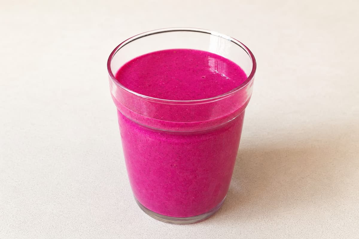 Strawberry, beetroot and almond butter smoothie